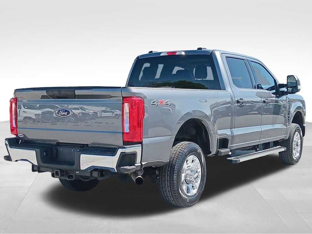 2024 Ford F-350 Super Duty XLT