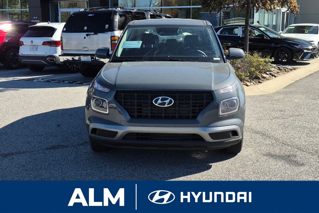 New 2026 Gray Hyundai SE image 3