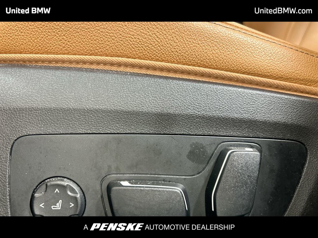 Thumbnail: 2025 BMW 3 Series - 12