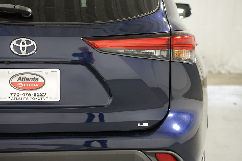 Thumbnail: 2023 Toyota Highlander - 10