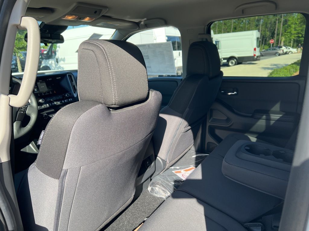 2025 Glacier White Nissan Frontier SV RWD Truck