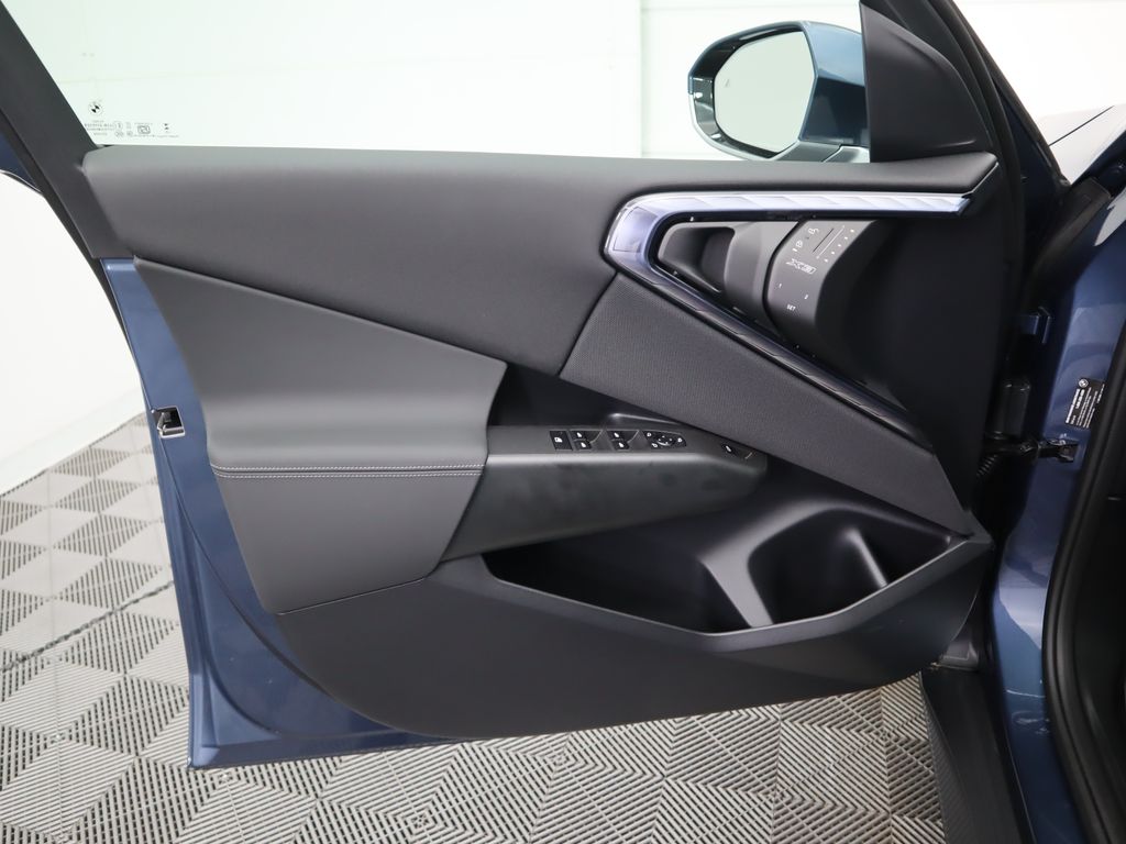 Thumbnail: 2025 BMW X3 - 26