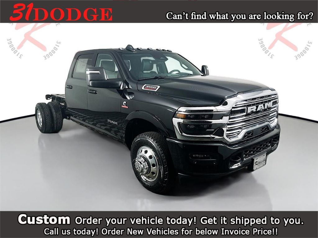 2026 RAM 3500 Chassis Big Horn Crew Cab LB DRW 4WD