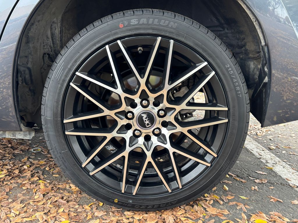 Thumbnail: 2016 Toyota Corolla - 30