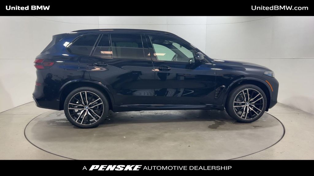 Thumbnail: 2026 BMW X5 - 9