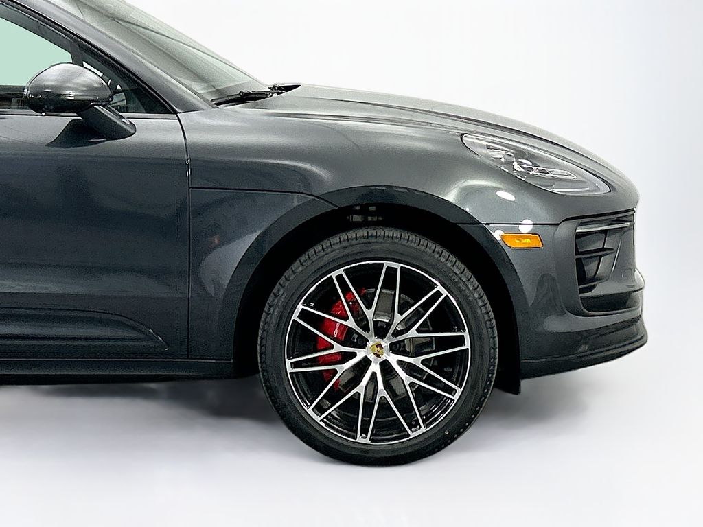 Thumbnail: 2026 Porsche Macan - 11