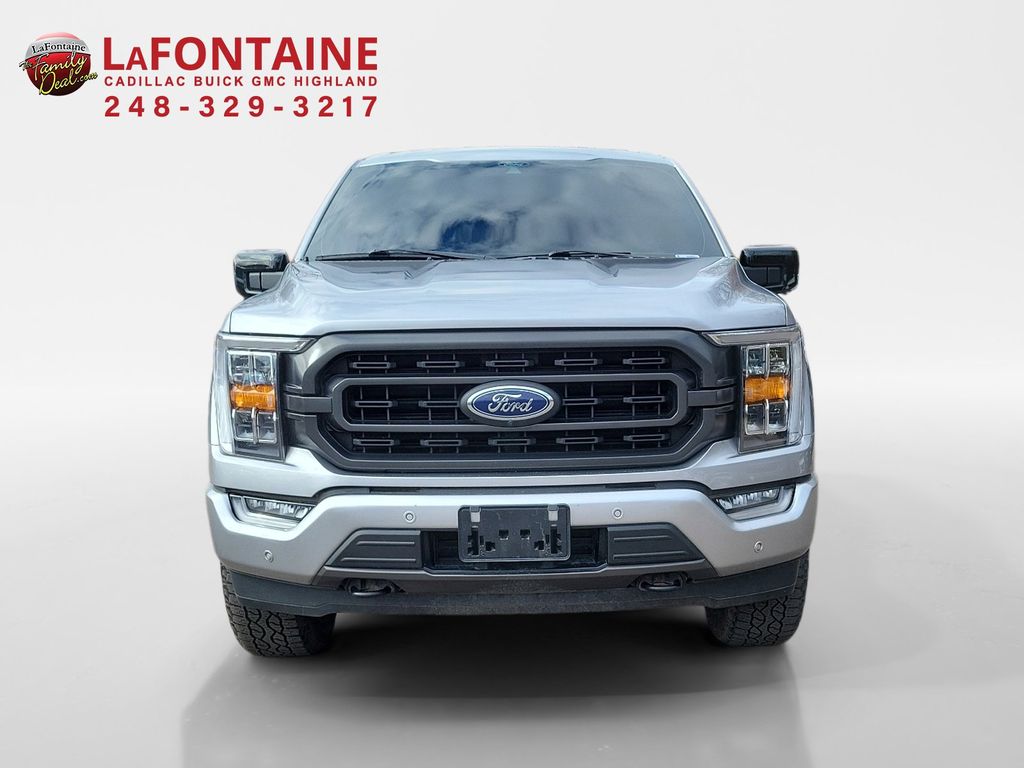 2021 Ford F-150 XLT 2