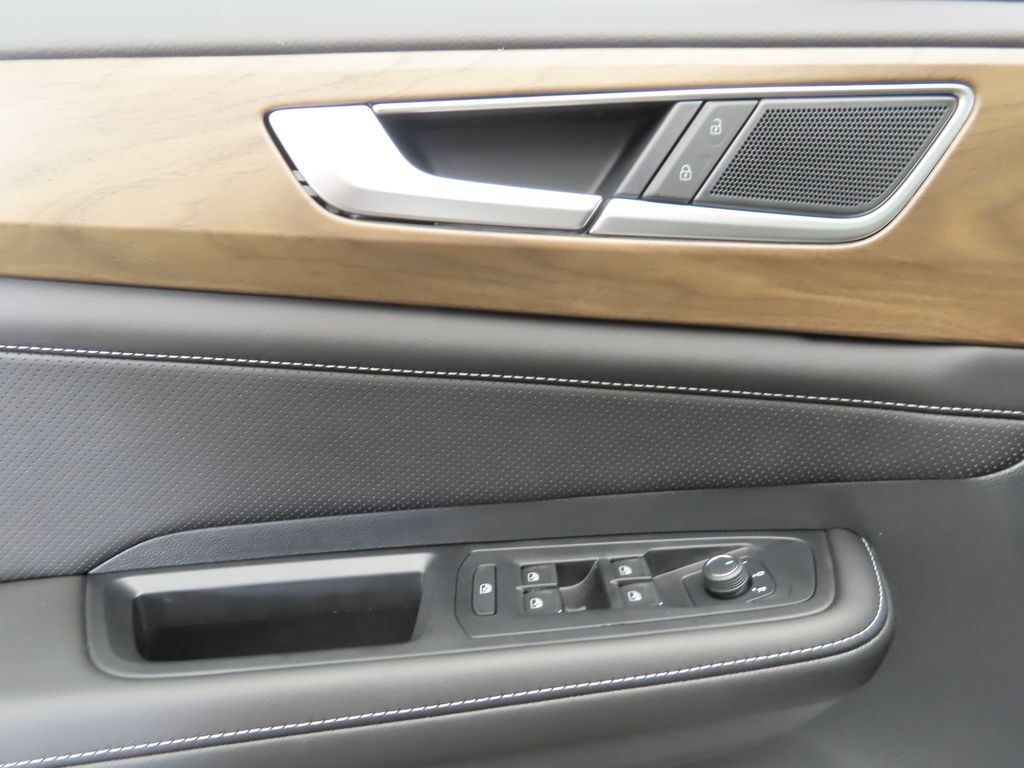 Thumbnail: 2026 Volkswagen Atlas - 23