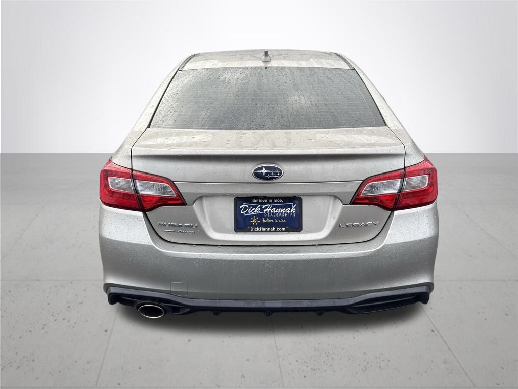 2018 Subaru Legacy 2.5i