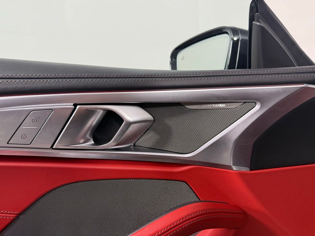 Thumbnail: 2023 BMW 8 Series - 24