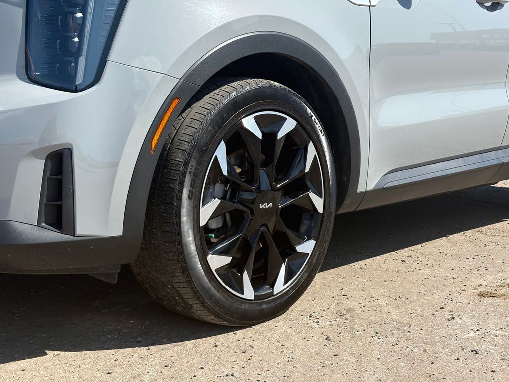 2024 Kia Sorento EX Gray at Shottenkirk Kia Fort Bend