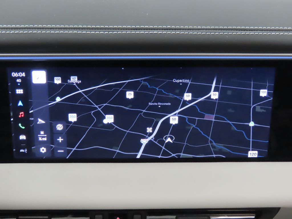 Thumbnail: 2025 Porsche Macan - 27