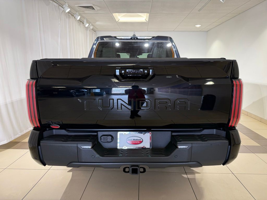 Thumbnail: 2025 Toyota Tundra - 4