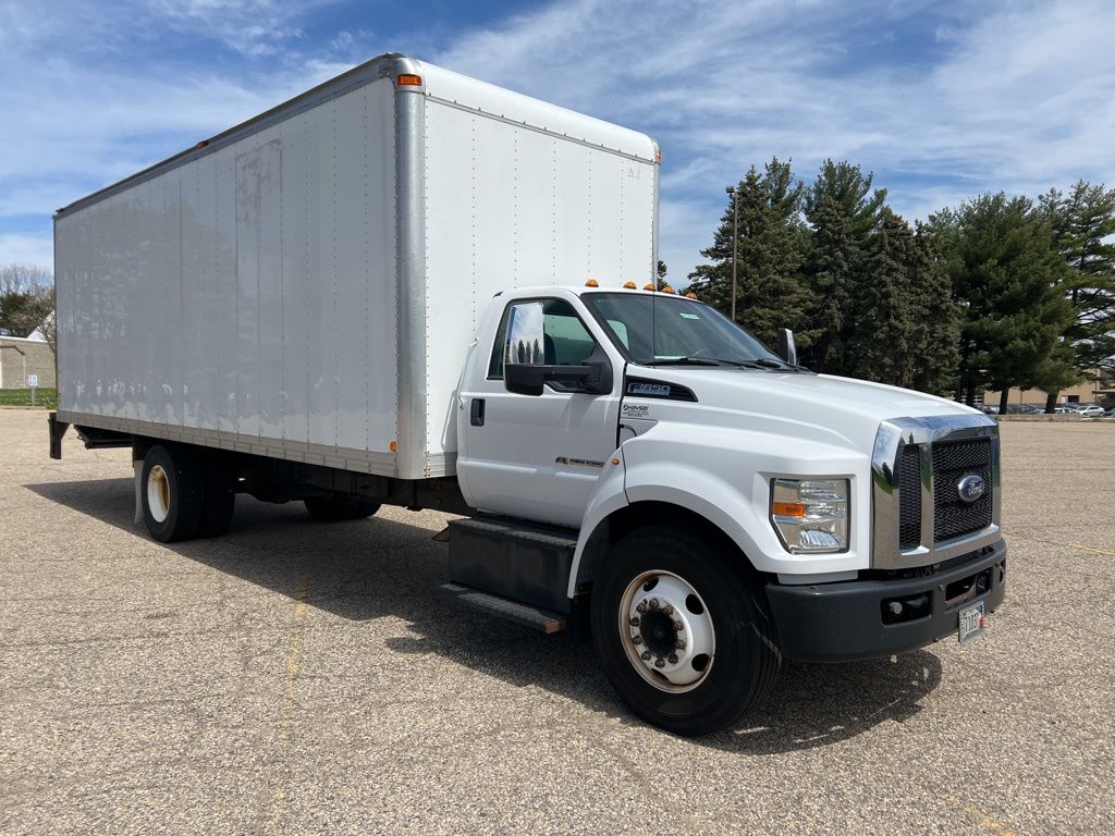 2016 Ford F-650SD Base