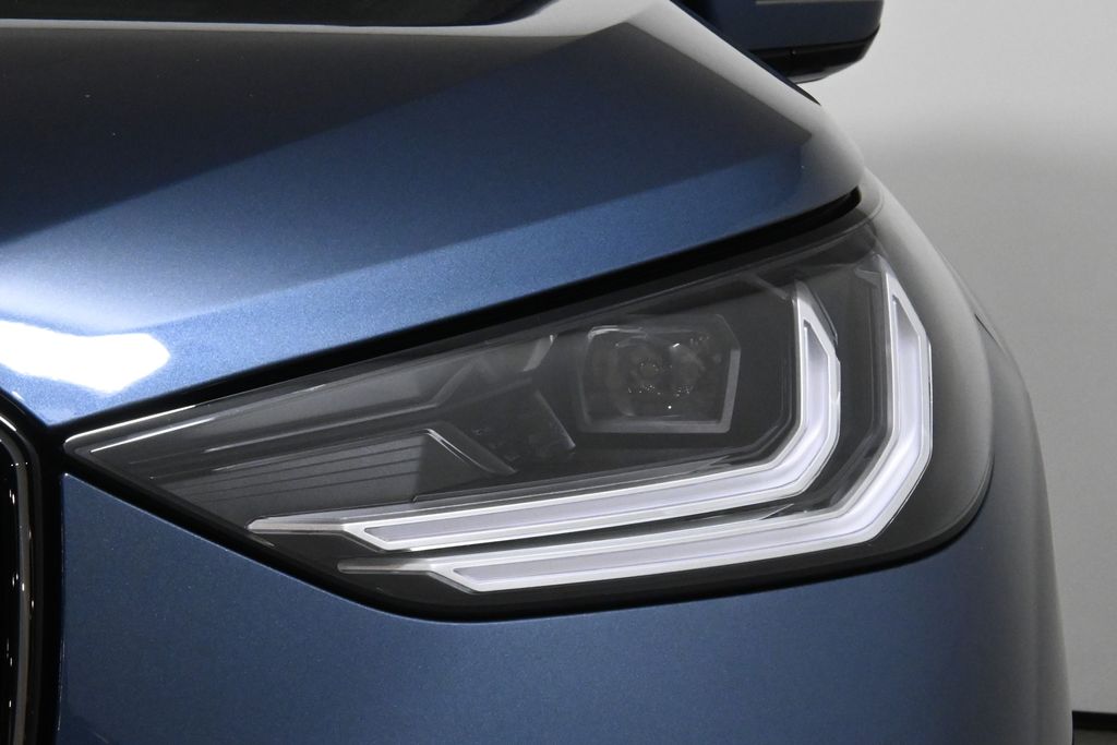 Thumbnail: 2026 BMW X3 - 11