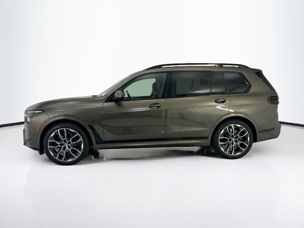 Thumbnail: 2027 BMW X7 - 8