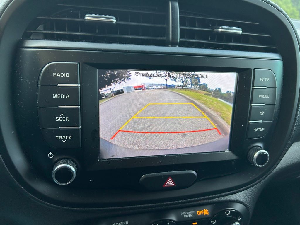 Thumbnail: 2020 Kia Soul - 24