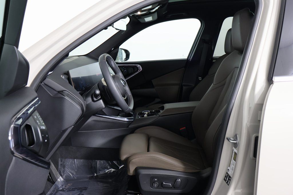 Thumbnail: 2025 BMW X3 - 10