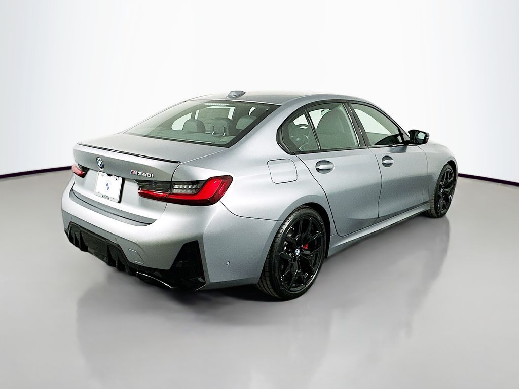 Thumbnail: 2025 BMW 3 Series - 5