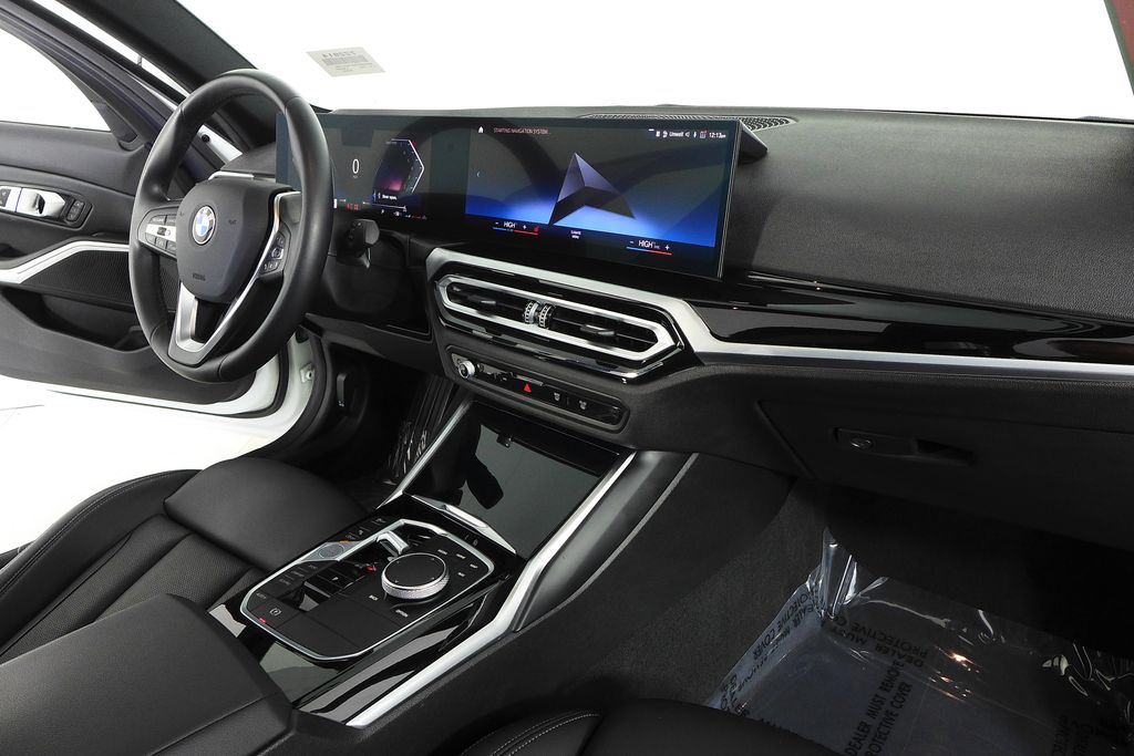 Thumbnail: 2023 BMW 3 Series - 13