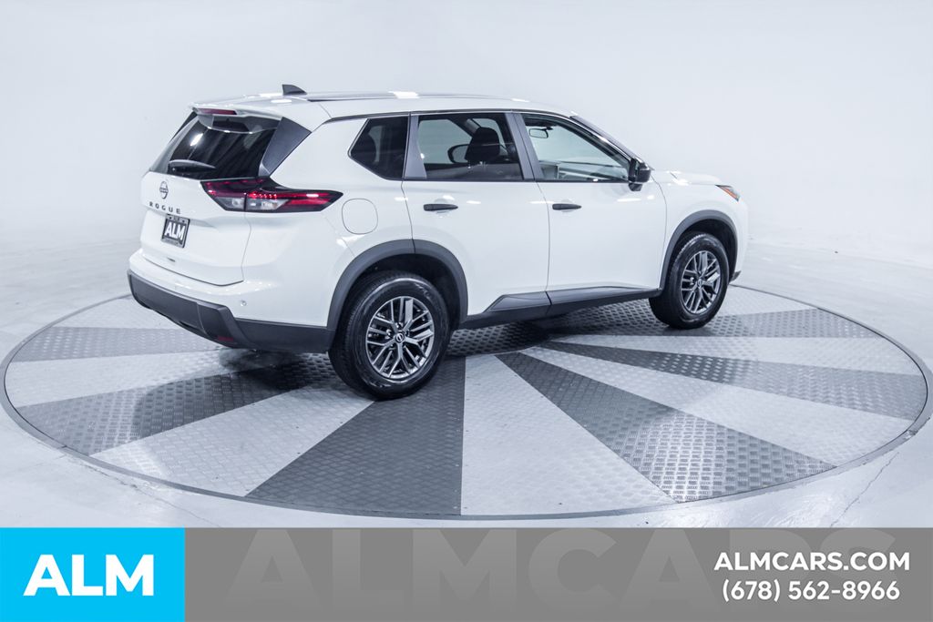 Used 2024 White Nissan S image 10