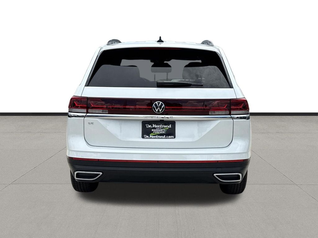 2026 Volkswagen Atlas SE White at DeMontrond Auto Country