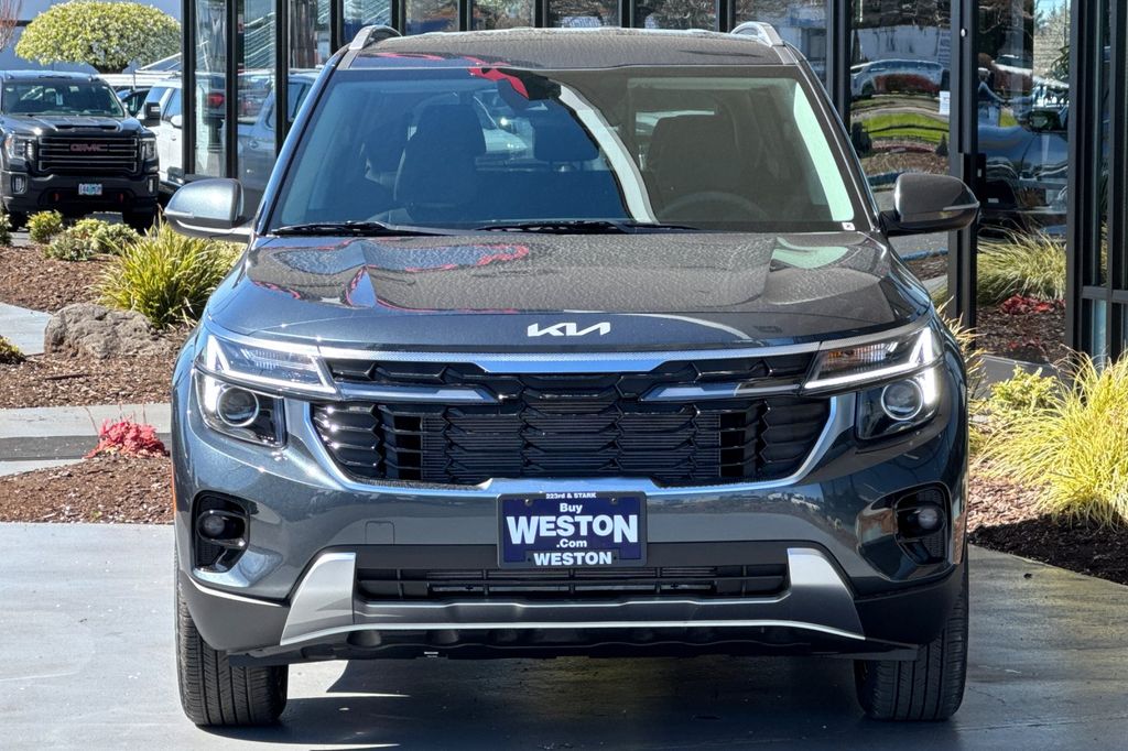 new 2026 Kia Seltos car, priced at $30,385