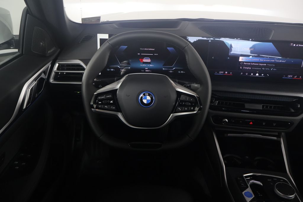 2025 BMW i4 eDrive40 3