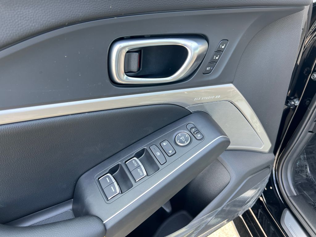 Thumbnail: 2026 Acura Integra - 13