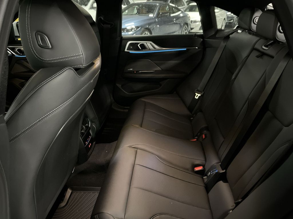 2025 BMW i4 xDrive40 22
