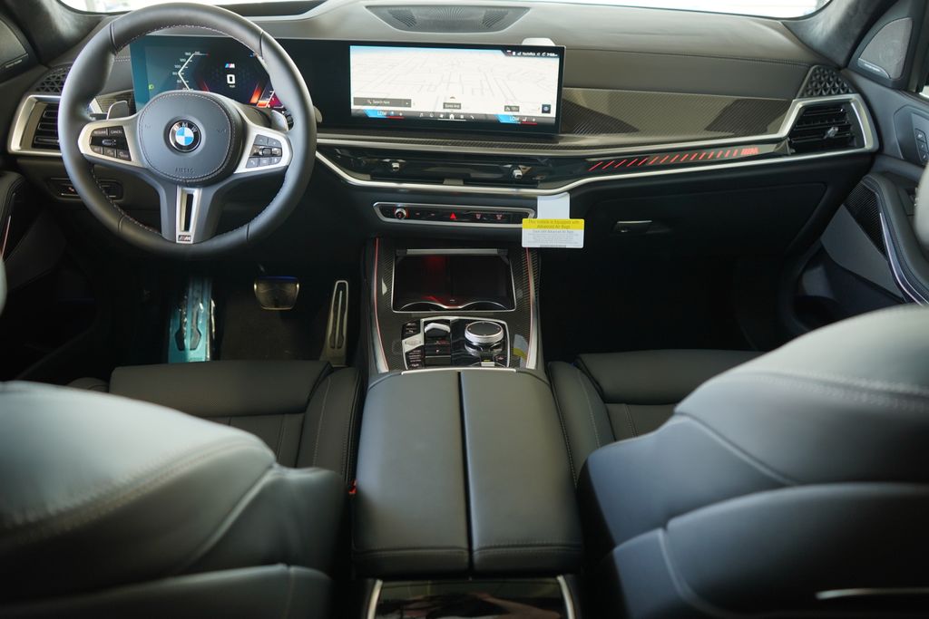 Thumbnail: 2026 BMW X7 - 10