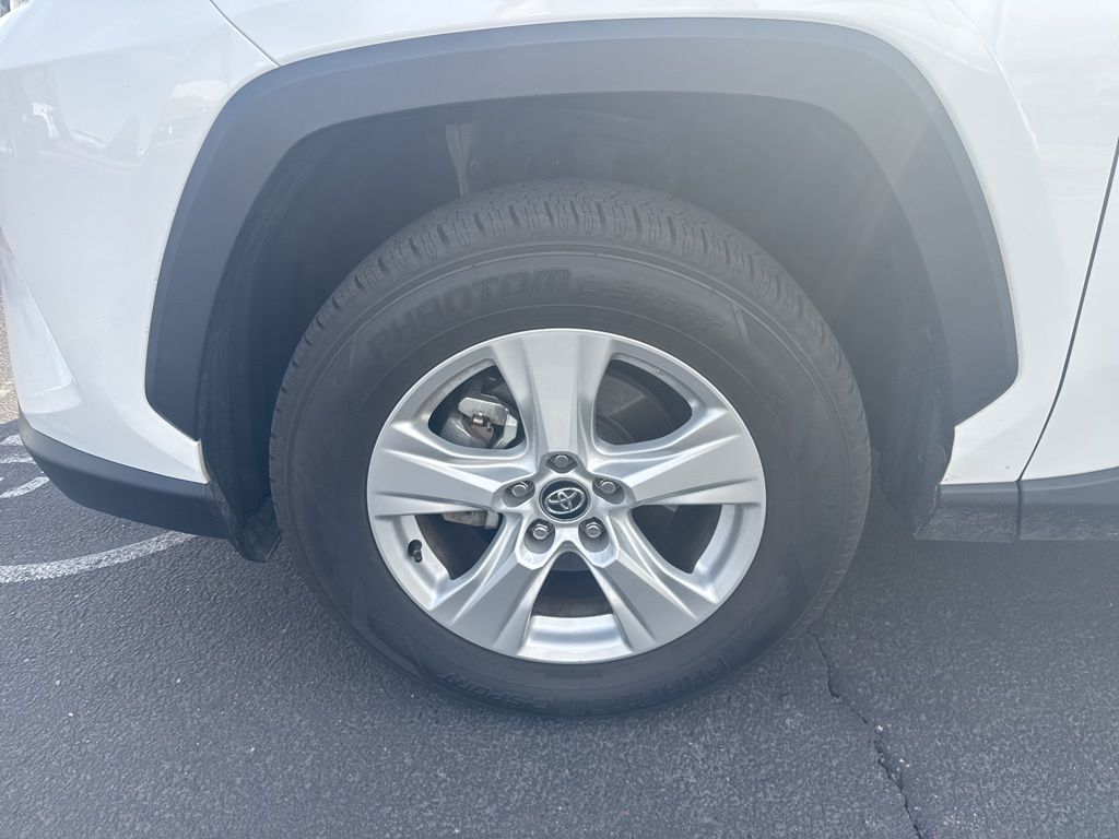 Thumbnail: 2020 Toyota RAV4 - 5