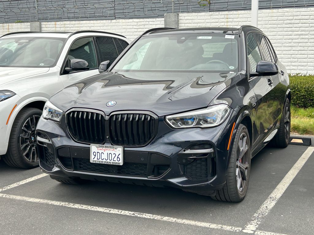 Thumbnail: 2023 BMW X5 - 2