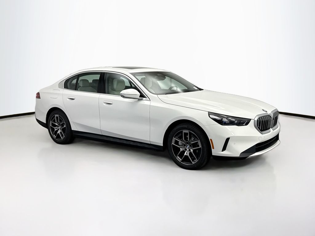 Thumbnail: 2026 BMW i5 - 3