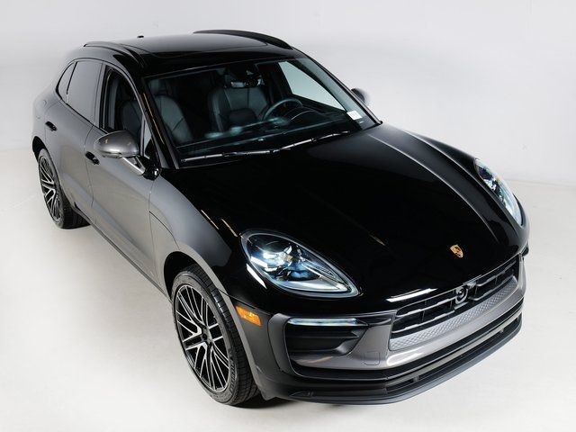 New 2026 Black Porsche T image 32