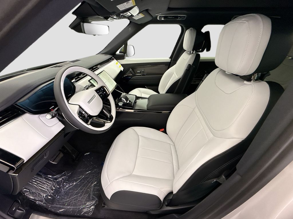 Thumbnail: 2026 Land Rover Range Rover Sport - 18