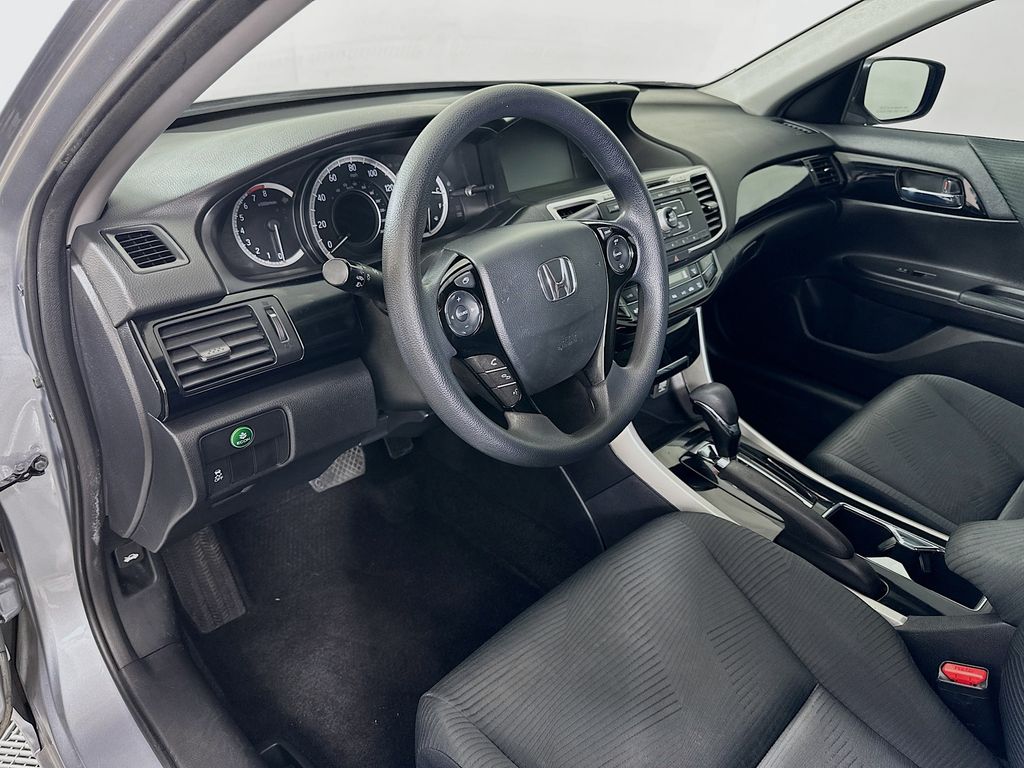 Thumbnail: 2016 Honda Accord - 9