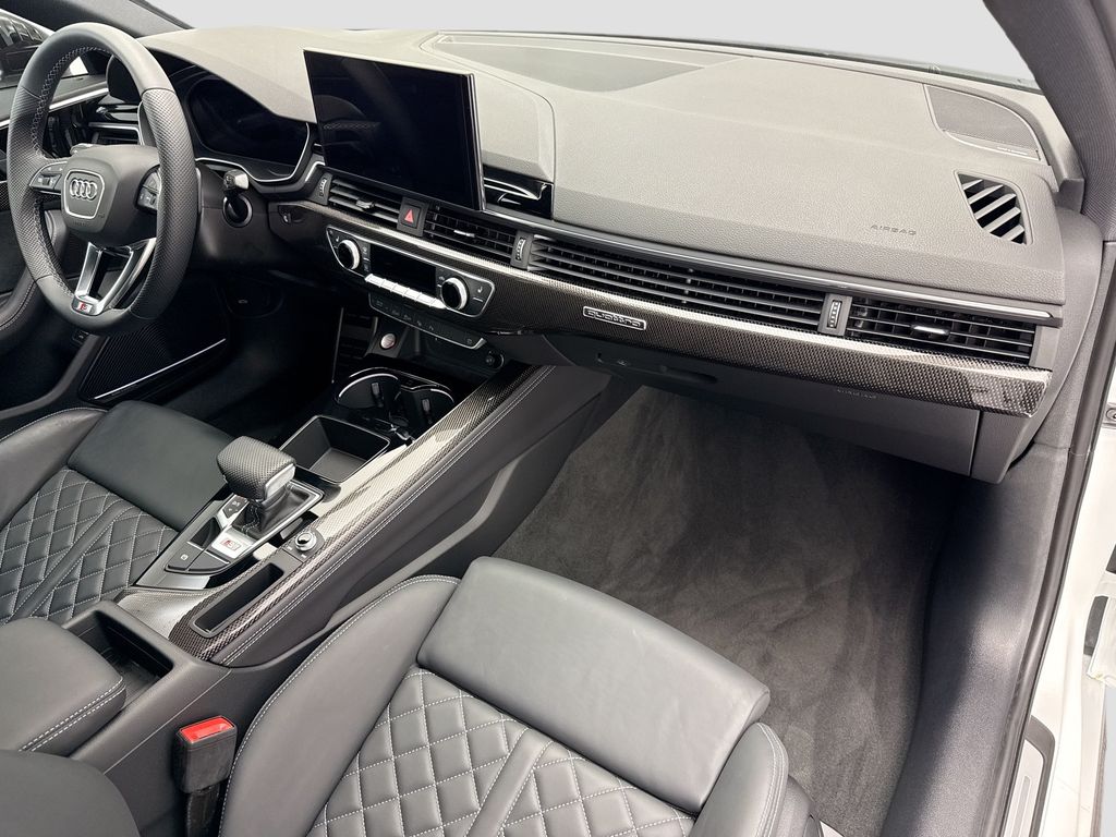 Thumbnail: 2023 Audi S4 - 20