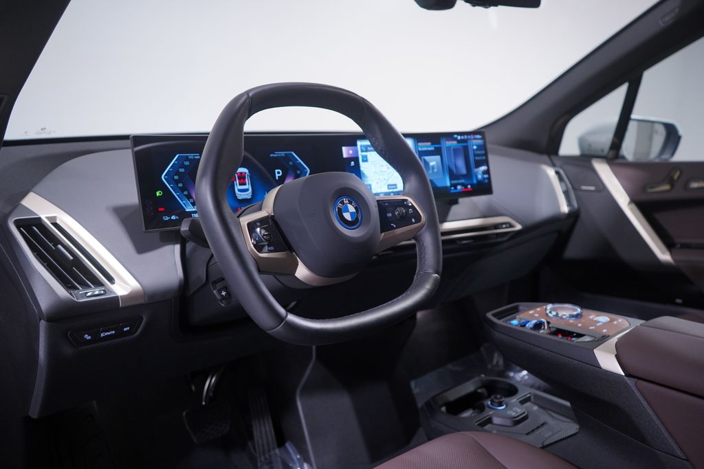 2023 BMW iX xDrive50 6