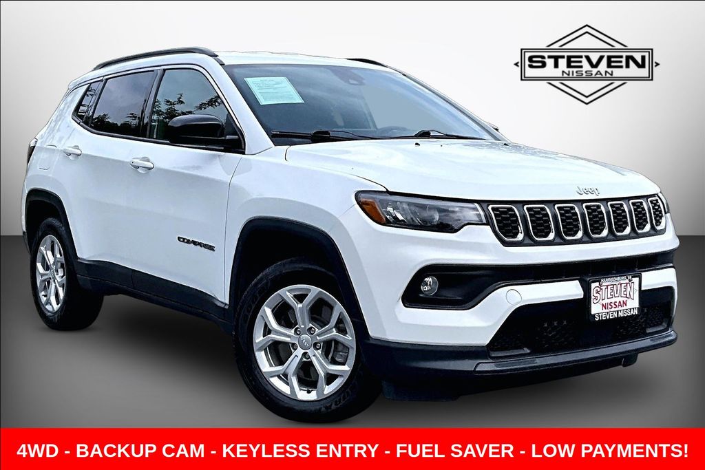 Bright White Clearcoat 2024 Jeep Compass SUV / Crossover Four-Wheel Drive 8-Speed Automatic