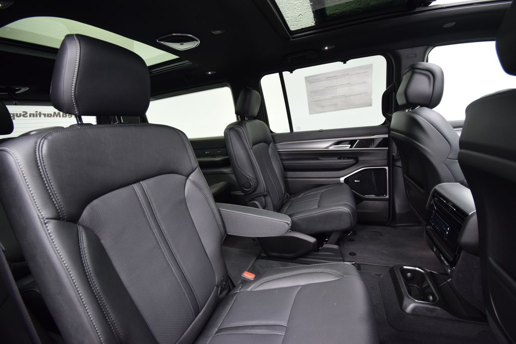 new 2026 Jeep Grand Wagoneer car, priced at $77,579