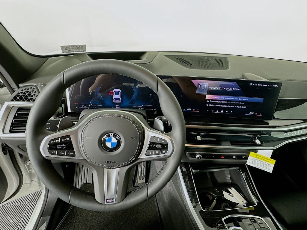 Thumbnail: 2026 BMW X5 - 10