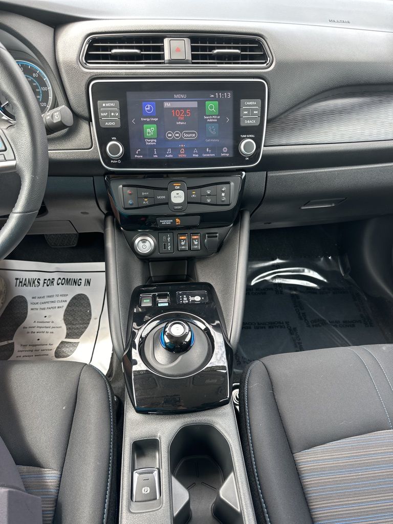 2024 Super Black/Pearl White Nissan LEAF SV Plus FWD Hatchback