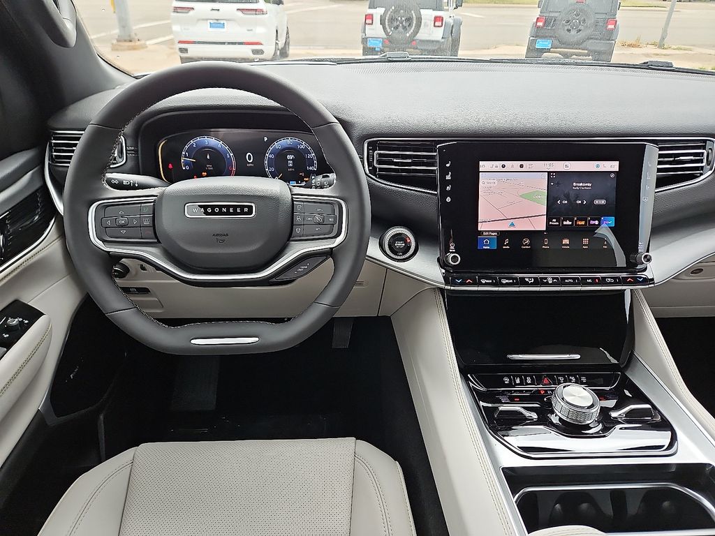2025 Jeep Wagoneer L Series III - Photo 8