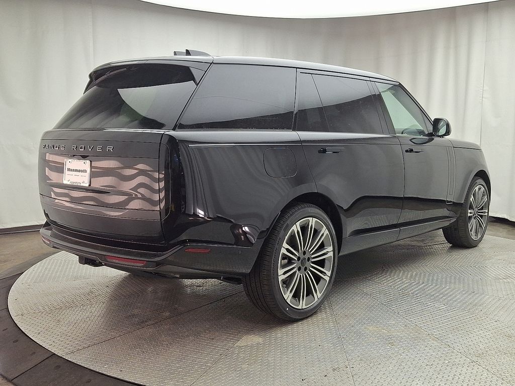 Thumbnail: 2026 Land Rover Range Rover - 3