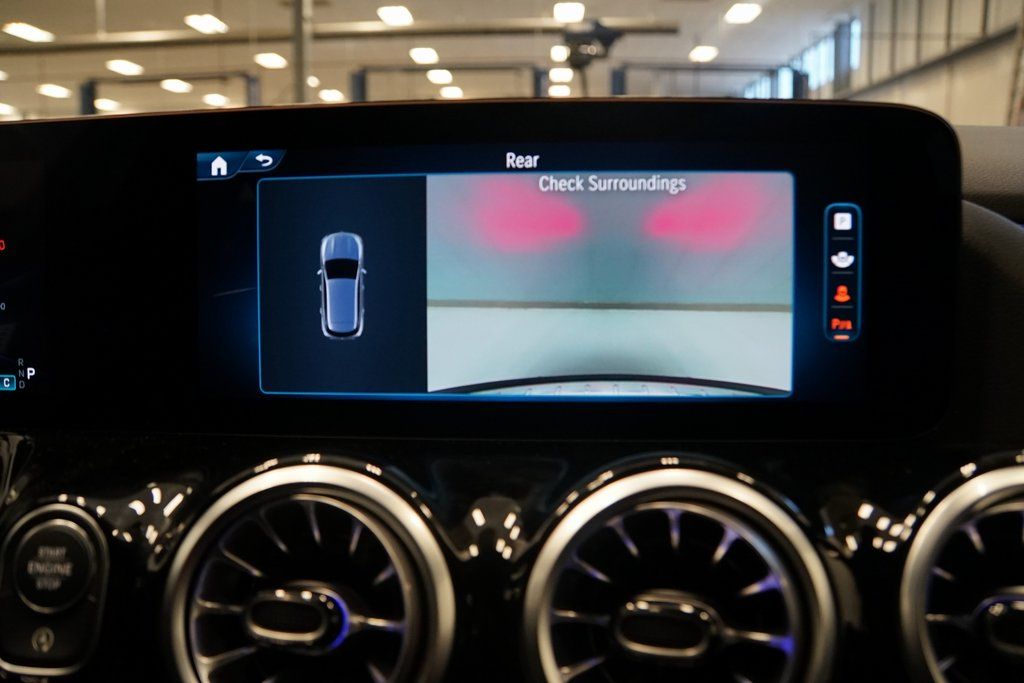 2025 Mercedes Benz GLA AMG 35 4MATIC photo 13