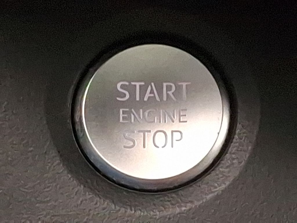 Thumbnail: 2023 Audi Q5 - 25