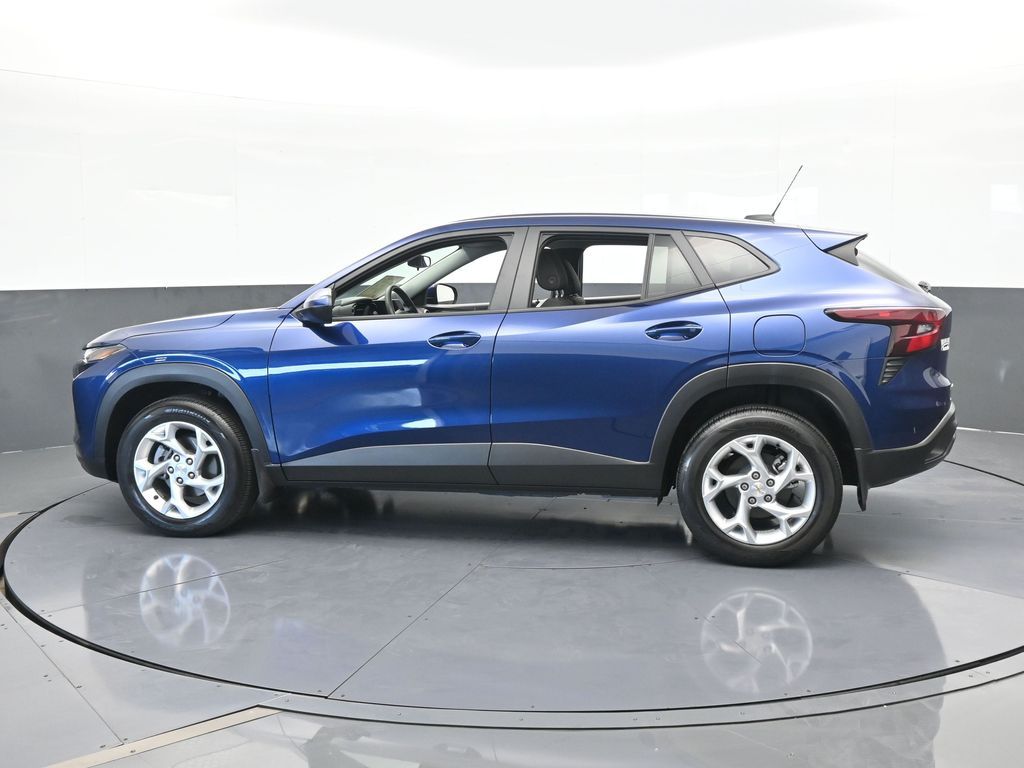 Used 2024 Chevrolet Trax LS with VIN KL77LFE29RC197522 for sale in Miami, FL