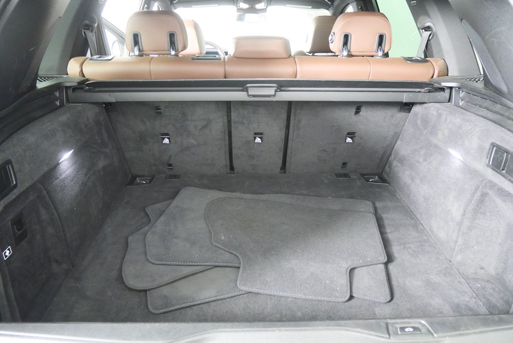 Thumbnail: 2025 BMW X5 - 17