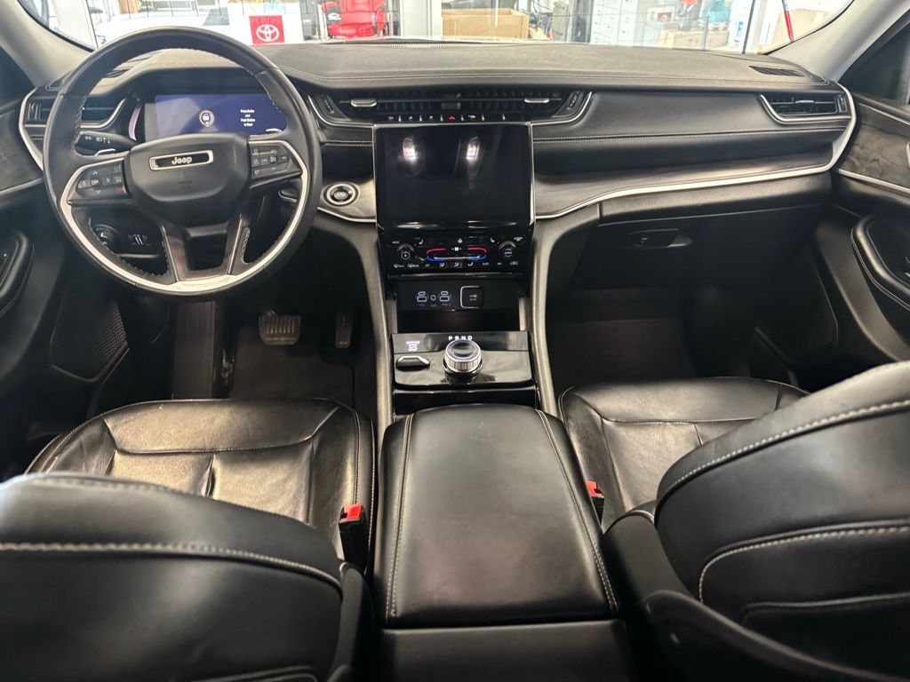 Used 2023 Jeep Grand Cherokee SUV